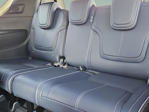 New 2026 INFINITI QX80 4WD w/ Sport Exterior Package image 11