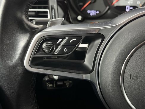 Used 2021 Porsche Macan S image 14