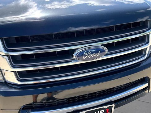 Used 2016 Ford Expedition Limited w/ Equipment Group 301A RWD image 29