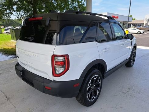 Used 2025 Ford Bronco Sport Outer Banks w/ Outer Banks Tech Package+ AWD/4WD image 6