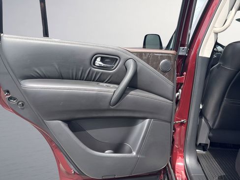 Used 2023 Nissan Armada Platinum w/ Captain's Chairs Package AWD/4WD image 32