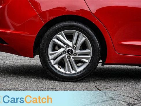 Used 2020 Hyundai Elantra SEL image 16