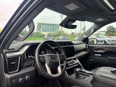 Used 2023 GMC Sierra 1500 Denali AWD/4WD image 18