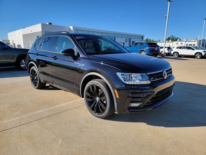 Certified 2021 Volkswagen Tiguan SE R-Line