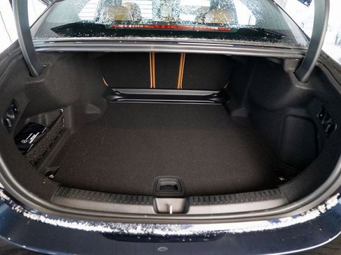 New 2026 Mercedes-Benz E 450 4MATIC Sedan image 32