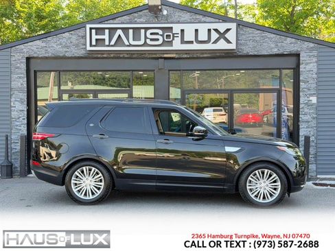 Used 2018 Land Rover Discovery HSE Luxury AWD/4WD image 16