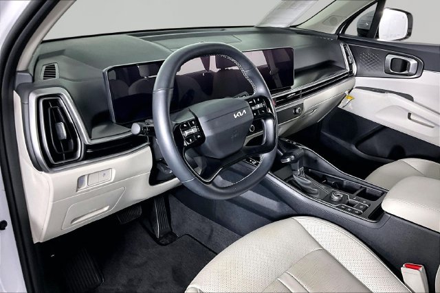 Certified 2026 Kia Sorento S FWD image 16