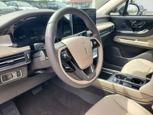Certified 2023 Lincoln Corsair FWD image 14