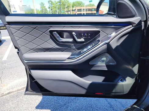 New 2025 Mercedes-Benz S 580 4MATIC Sedan image 21