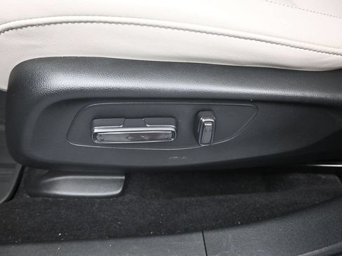 Used 2024 Honda HR-V EX-L image 23