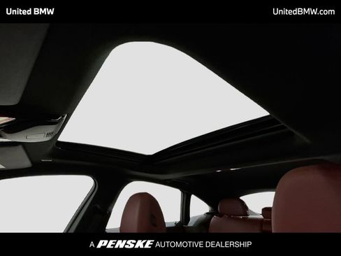 Used 2023 BMW i4 eDrive35 w/ Premium Package image 12