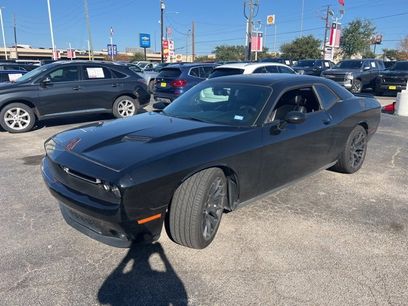 Used 2015 Dodge Challenger SXT w/ Driver Convenience Group