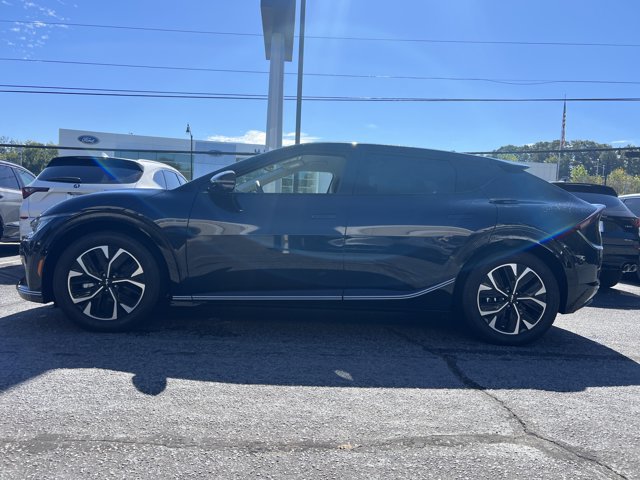 Used 2024 Kia EV6 Wind w/ Wind Technology Package RWD image 2