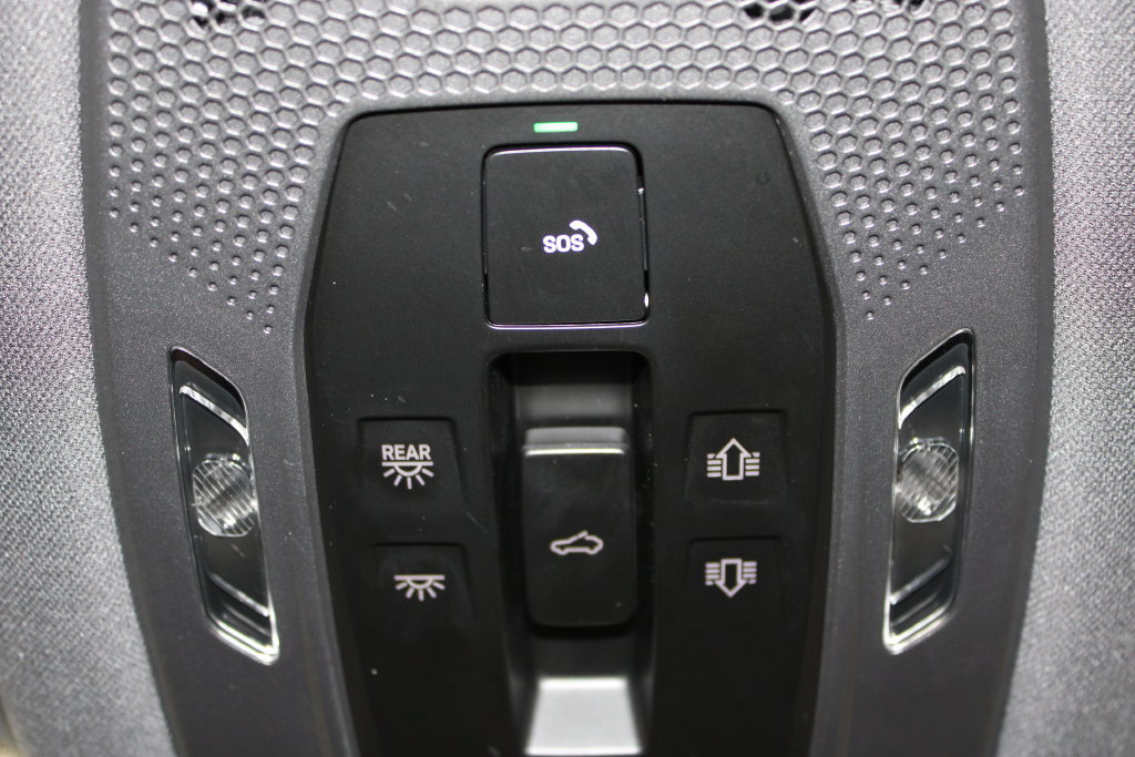 Used 2024 Porsche Cayenne AWD/4WD image 54