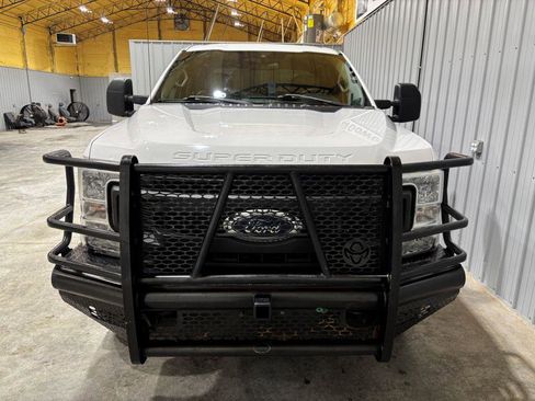 Used 2021 Ford F250 XL w/ Power Equipment Group image 7