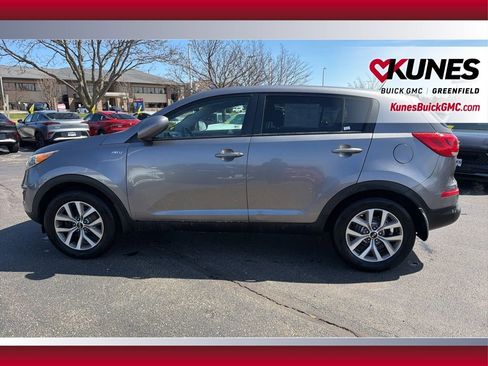 Used 2015 Kia Sportage LX image 9