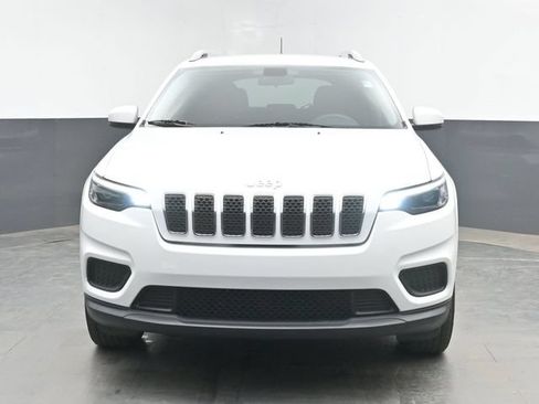 Used 2020 Jeep Cherokee Latitude AWD/4WD image 3