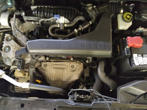 Used 2019 Nissan Rogue SV w/ Premium Package FWD image 30