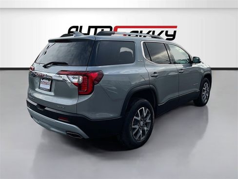 Used 2023 GMC Acadia SLE w/ Driver Convenience Package image 7