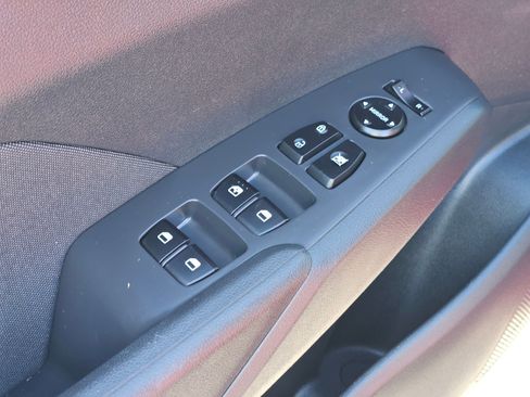 Used 2021 Hyundai Accent SEL image 12