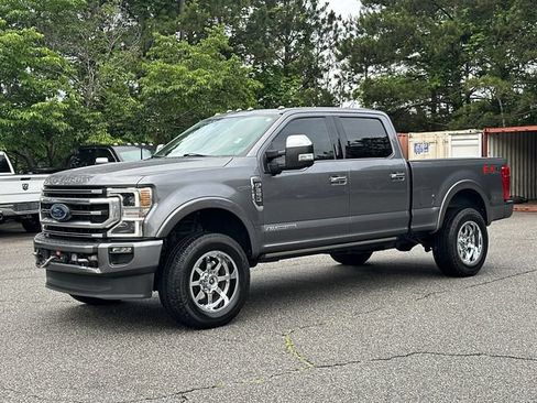 Used 2022 Ford F350 Platinum AWD/4WD image 3