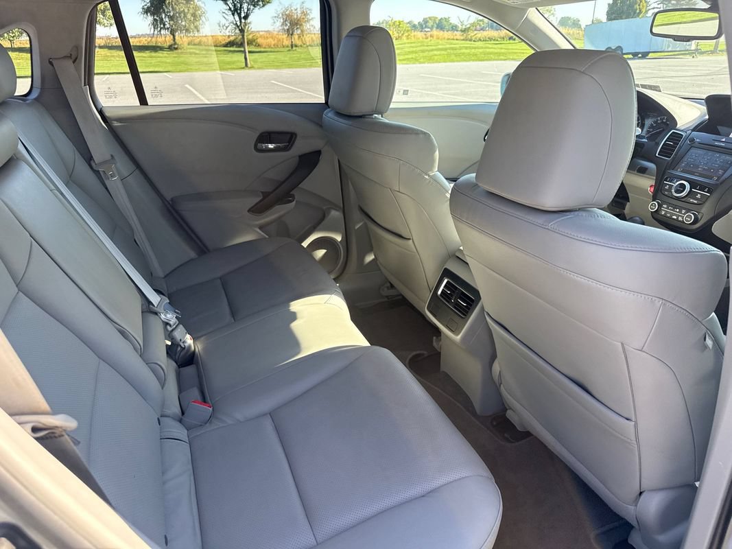 Used 2017 Acura RDX w/ Advance Package AWD/4WD image 13