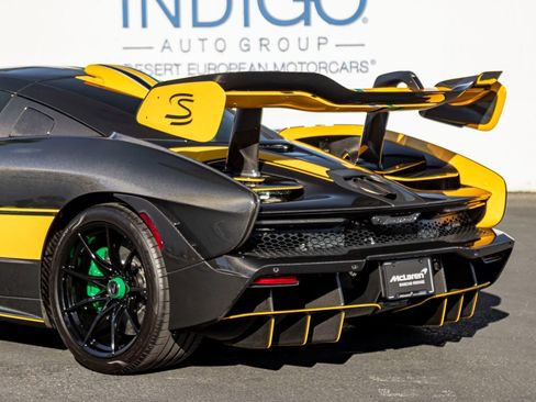 Used 2019 McLaren Senna image 10