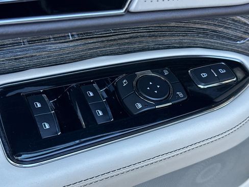 Used 2020 Lincoln Navigator L Black Label image 13