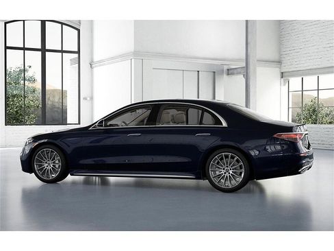 New 2026 Mercedes-Benz S 500 4MATIC image 32