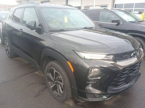 Used 2021 Chevrolet TrailBlazer RS w/ Sun and Liftgate Package image 1