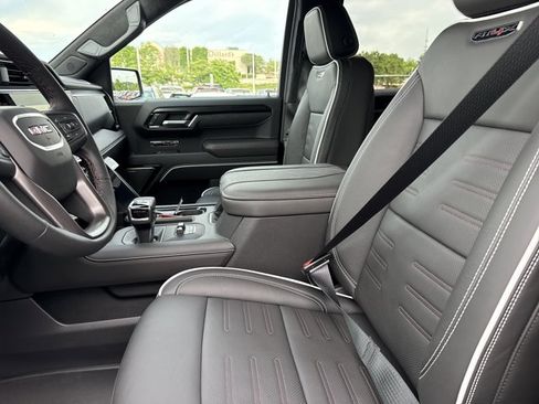 New 2026 GMC Sierra 1500 AT4X AWD/4WD image 4