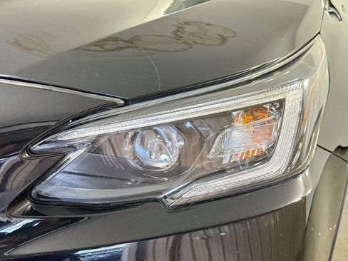 Used 2021 Subaru Outback Touring w/ Popular Package #2 AWD/4WD image 39