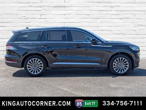 Used 2023 Lincoln Aviator Reserve w/ Equipment Group 201A AWD/4WD image 4