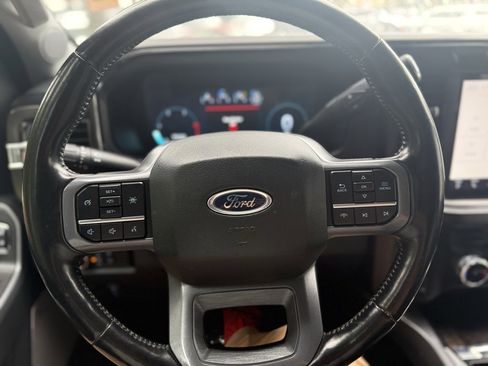 Used 2023 Ford F250 Lariat w/ Sport Appearance Package image 27