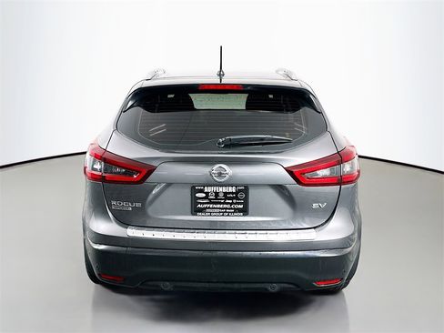 Certified 2020 Nissan Rogue Sport SV image 6