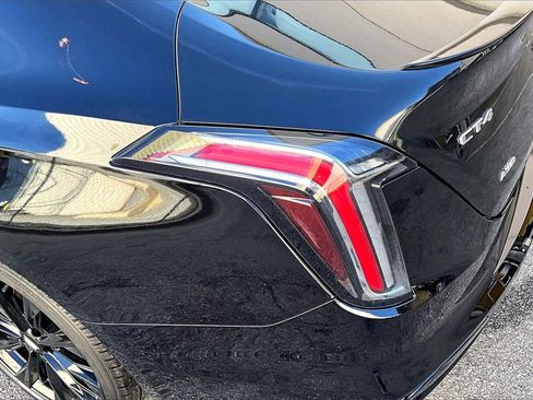 Certified 2022 Cadillac CT4 Sport w/ LPO, ONYX Package image 23