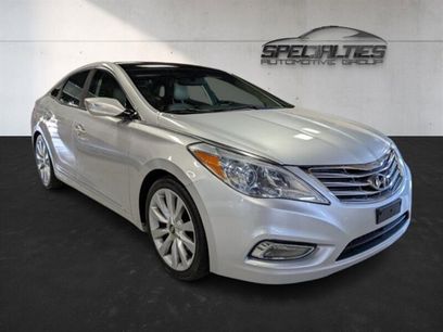 Used 2012 Hyundai Azera w/ Technology Pkg