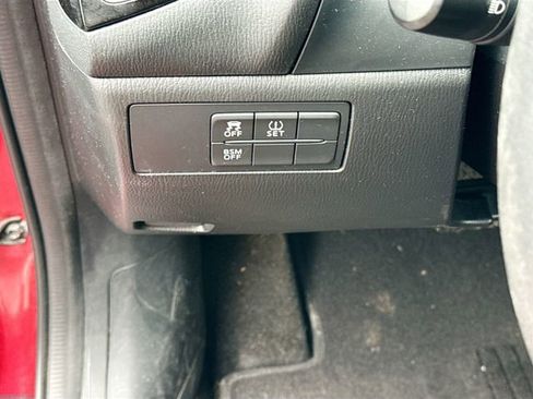 Used 2014 MAZDA MAZDA3 i Touring image 12