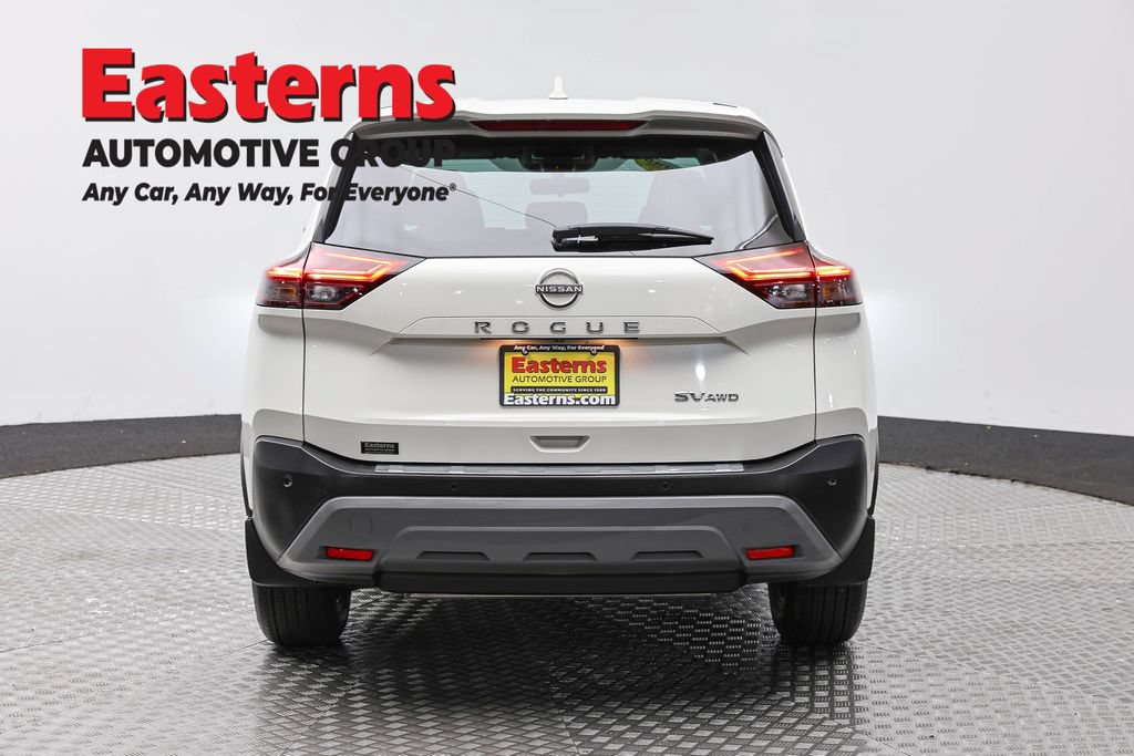 Used 2023 Nissan Rogue SV AWD/4WD image 7