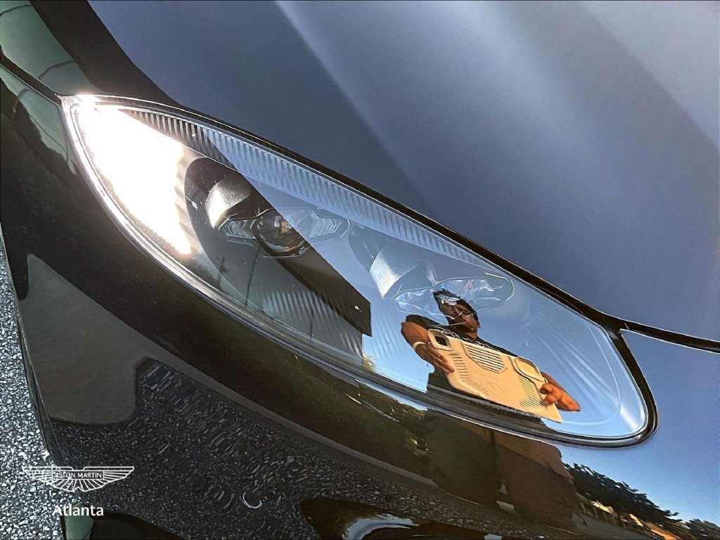 Used 2020 Aston Martin V8 Vantage Coupe RWD image 24