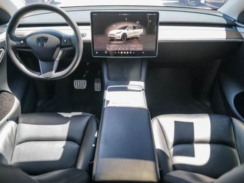 Used 2022 Tesla Model Y Performance AWD/4WD image 11