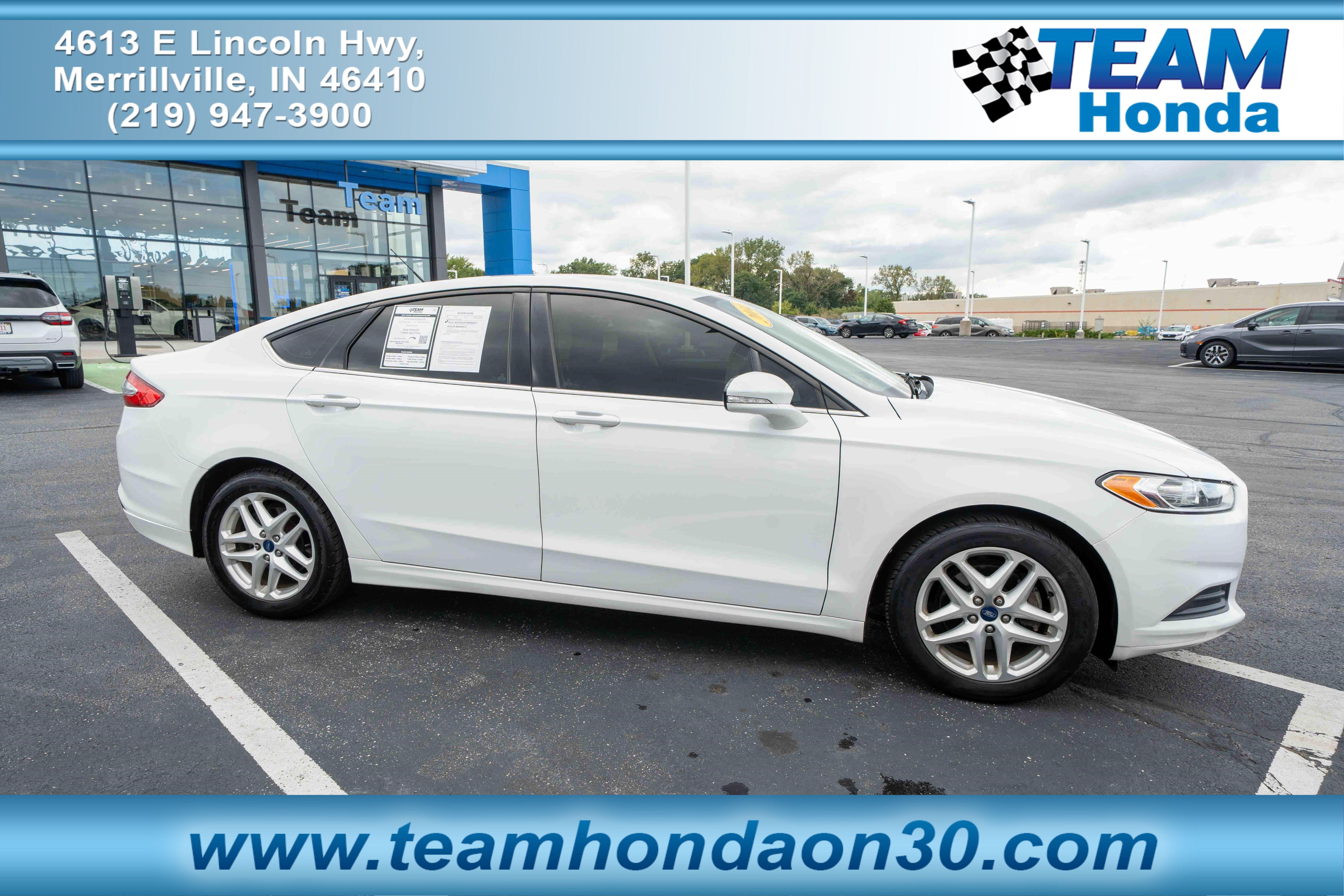 Used 2014 Ford Fusion SE FWD image 1