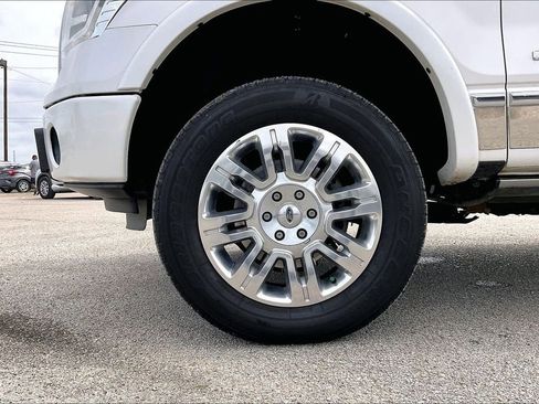 Used 2014 Ford F150 Platinum image 35