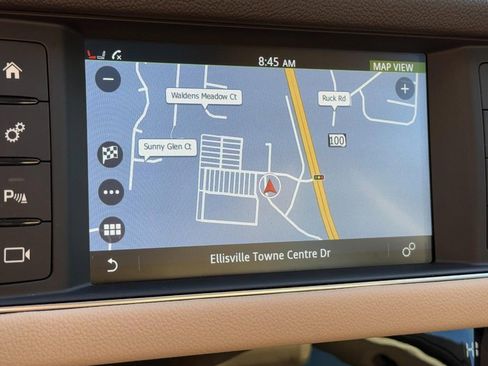 Used 2018 Jaguar XF Prestige image 23