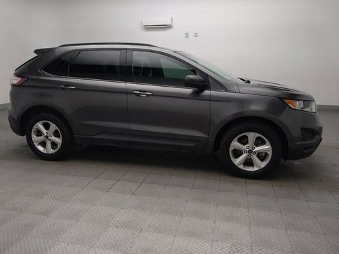 Used 2018 Ford Edge SE FWD image 11