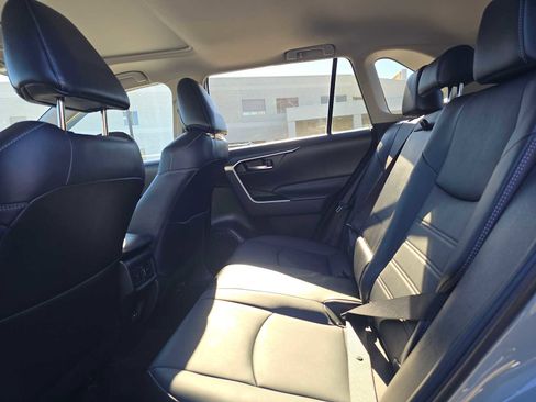 Certified 2022 Toyota RAV4 XLE Premium image 18