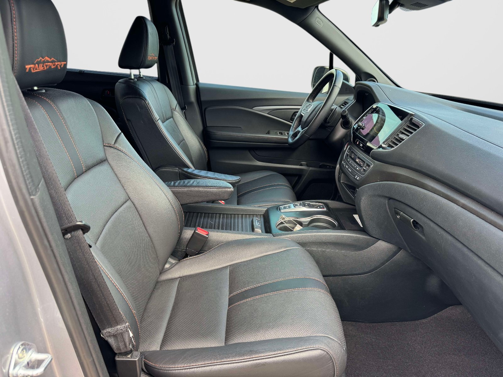 Used 2023 Honda Passport TrailSport image 9