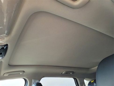 New 2026 Kia Sorento X-Line EX image 13