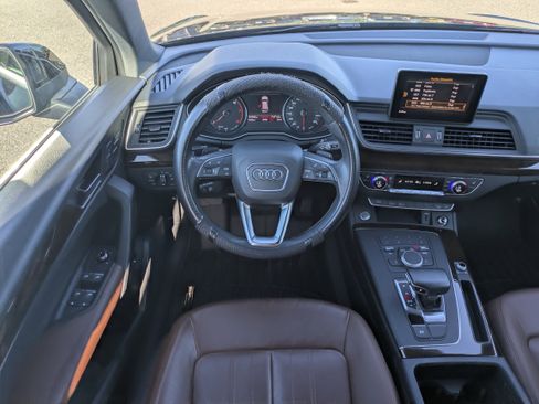 Used 2019 Audi Q5 Premium w/ Convenience Package image 16
