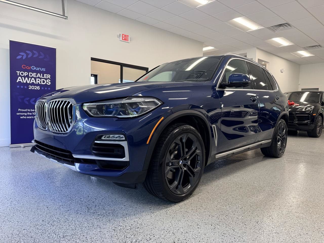 Used 2019 BMW X5 xDrive40i w/ Executive Package AWD/4WD image 4